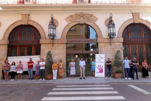 Sagunto guarda un minuto de silencio en señal de condena y repulsa por el presunto asesinato machista perpetrado en Escatrón (Zaragoza)