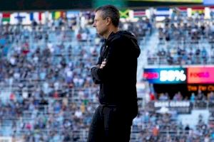 El valenciano Nico Estévez, candidato a mejor técnico del año en su primera temporada como entrenador principal en la MLS