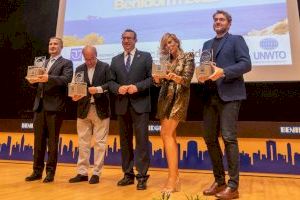 Benidorm reconoce el papel de RTVE, Alaska, Máximo Huerta y el hotel Don Pancho en la proyección de su marca