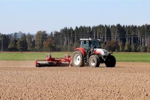 Els agricultors valencians alerten: El dièsel agrícola ha pujat un 70%