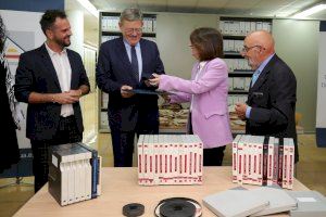 Ximo Puig recibe copia de los archivos sonoros que representan “las primeras raíces” del autogobierno de la Comunitat Valenciana