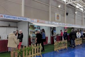 Arranca en Siete Aguas la primera edición de la Feria de Turismo Activo con expositores de marcado carácter ecológico y solidario