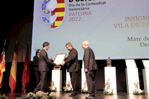 La Virgen de los Desamparados recibe la Insignia de Oro de la Villa de Paterna