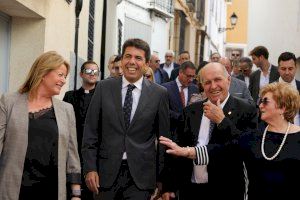 La Diputación de Alicante nombra al alcalde de Almudaina Hijo Predilecto de la Provincia por sus 50 años en el cargo