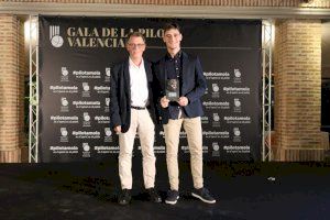 Diego premiat com a millor jugador jove d'Escala i Corda professional