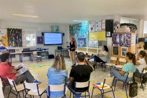 Nueva sesión de la “Escuela de familias”, esta vez en el colegio Pla Barraques