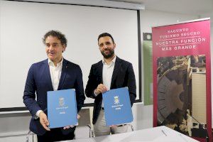 Sagunto firma un convenio para la promoción turística del producto cultural a través de las artes escénicas