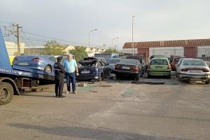 Almassora retira aquesta setmana 70 vehicles abandonats en la via pública