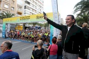 Alicante, Elche y Santa Pola vibran con el paso de la ‘IV Gran Carrera del Mediterráneo’ que impulsa la Diputación