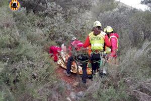 Rescatan a un senderista herido en Bellús