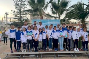 Diego Harris lidera el Open Clase Optimist B en el Altea