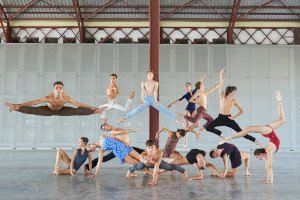 Nacho Duato coreografia una de les peces de l'espectacle ‘Valencia Dancing Forward’ que arriba al Teatre Payà de Borriana divendres que ve