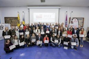 Cáritas Gandia celebra el II Encontre Empresas con Corazón per reconéixer a totes les entitats que han col·laborat amb l’associació en 2022