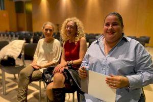 Los integrantes del taller de teatro de la Tercera Edad protagonizan una representación