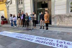 La Vall d’Uixó marcha contra la violencia de género para conmemorar el 25 de noviembre