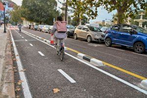 Comienza a funcionar el primer tramo del carril bici de la Alameda