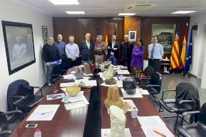 L'escultura ‘Entre flores, hojas y caracolas’ venç en el concurs de ‘Ceràmica en cru’ de la Diputació de Castelló