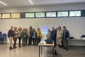 Acción Social y AFA ofrecen formación especializada para cuidar a pacientes con demencia en Alicante