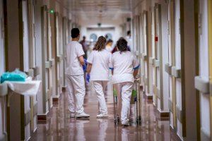 Las demandas de los enfermeros valencianos: mejora salarial y que puedan dirigir centros sociosanitarios