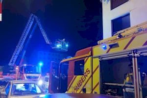 Un incendio obliga a desalojar un edificio en Almassora la tarde de Navidad