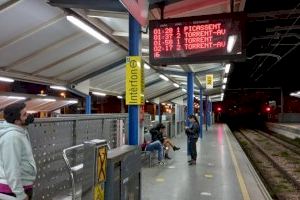 Consulta el horario especial de Metrovalencia en Nochevieja