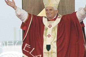 Monseñor Munilla presidirá el sábado una misa funeral por Benedicto XVI