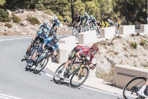 Oliva acude a la presentación de la Vuelta a España 2023 como anfitriona de un final de etapa