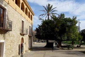 El Ayuntamiento de la Vila Joiosa inicia los trabajos para reforzar la iluminación del Parque de la Barbera