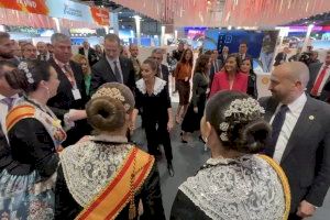 Elche estrena marca propia en Fitur con la presencia de los Reyes de España el día de la inauguración de la Feria de Turismo en Madrid