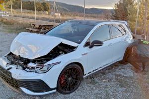 Detenidos dos ladrones tras embestir con su coche a la Guardia Civil en un pueblo de Valencia