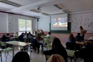Los institutos de Alicante sufren para encontrar profesores de siete asignaturas