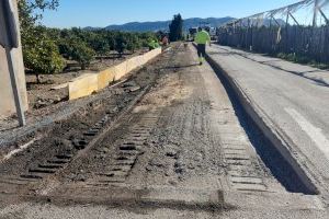 Sueca ultima los trabajos de reasfaltado y acondicionamiento en más de 22.000 metros cuadrados de caminos y carreteras rurales