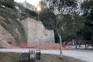 Arrancan los sondeos arqueológicos para restaurar y poner en valor los restos de la antigua muralla almorávide