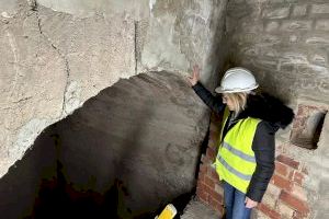 Obres de renovació del clavegueram de la plaça del Castell de Serra