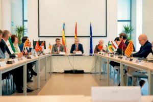 Arcadi España: “Las TIC son clave para la modernización y agilización de la administración”