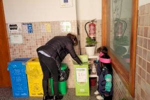 Un colegio de Burriana se convierte en el primer punto de reciclaje de maquinillas de afeitar
