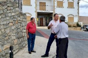 El PP exige más inversión y menos fotos en el interior para frenar la desaparición de los pueblos