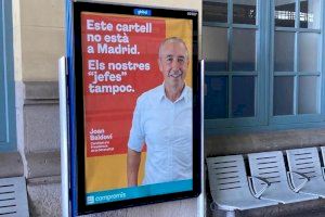 "Este bus no está en Madrid, nuestros jefes tampoco"