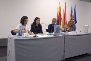 El Centro de Congresos acoge una exposición para dar visibilidad a las mujeres refugiadas palestinas