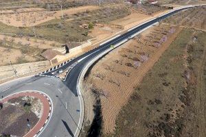 La Diputació finaliza la ampliación de la carretera que comunica Campo Abajo y Titaguas