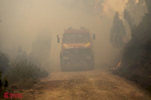 La Guardia Civil intercepta a 14 ciclistas entrando en el perímetro del incendio del Alto Mijares