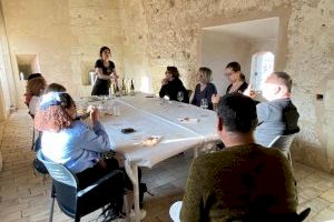 Periodistas austriacos, alemanes y eslovenos conocen el Castillo de Santa Bárbara y la gastronomía alicantina