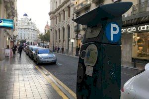 Más zona azul en València: Las plazas de aparcamiento regulado podrían llegar a las 10.000