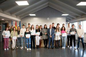 El Ayuntamiento de Massamagrell entrega los Premios a la Excelencia Académica del alumnado de ESO, Bachillerato y Ciclos Formativos.