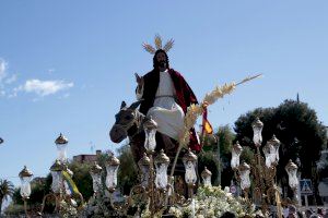 La devoció plena el Port de Borriana aquest Diumenge de Rams