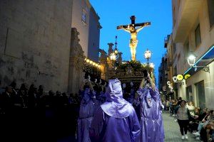 Vila-real viu amb fervor religiós el seu Dimecres Sant