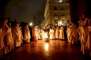 Vigilia Pascual en la Catedral de Valencia presidida por el Arzobispo