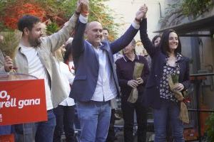 El PSOE de Massamagrell presenta su candidatura en un acto multitudinario que llena el Centro Cultural Joan Fuster i Ortells