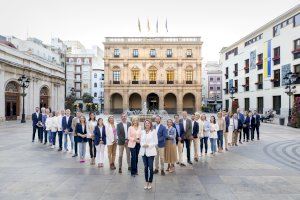 Carrasco presenta en Castellón a su equipo del 28M: "El futuro se decide entre el sanchismo o la libertad que representa el PP'