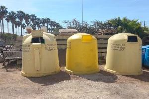 El Ayuntamiento de Almenara traslada los contenedores para productos fitosanitarios al almacén municipal